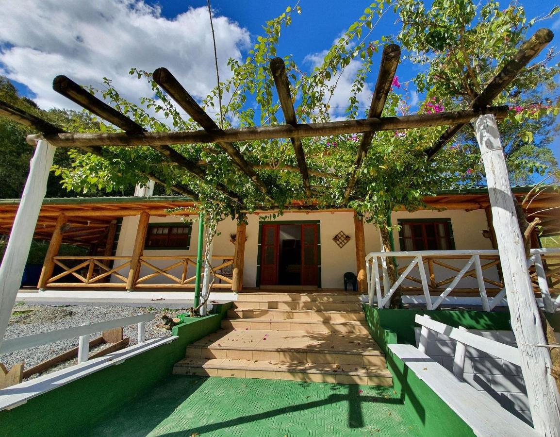 Sitio Pedacinho Do Ceu Na Serra Catarinense Раншу Кеймаду Екстериор снимка